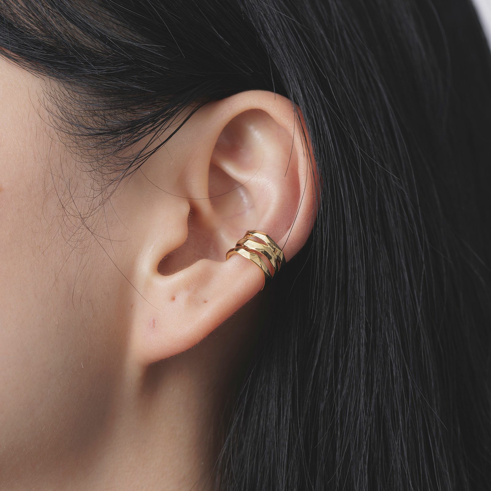 Crockery Ear Cuff - GOLD | GARNI ONLINE STORE