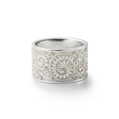 Vine Pattern Ring - BLACK | GARNI ONLINE STORE