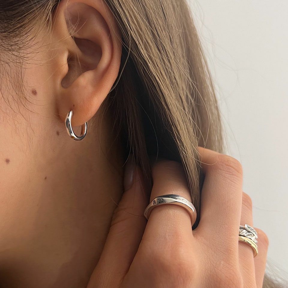Twelve Stone Pierce - 6月誕生石 ムーンストーン | GARNI ONLINE STORE