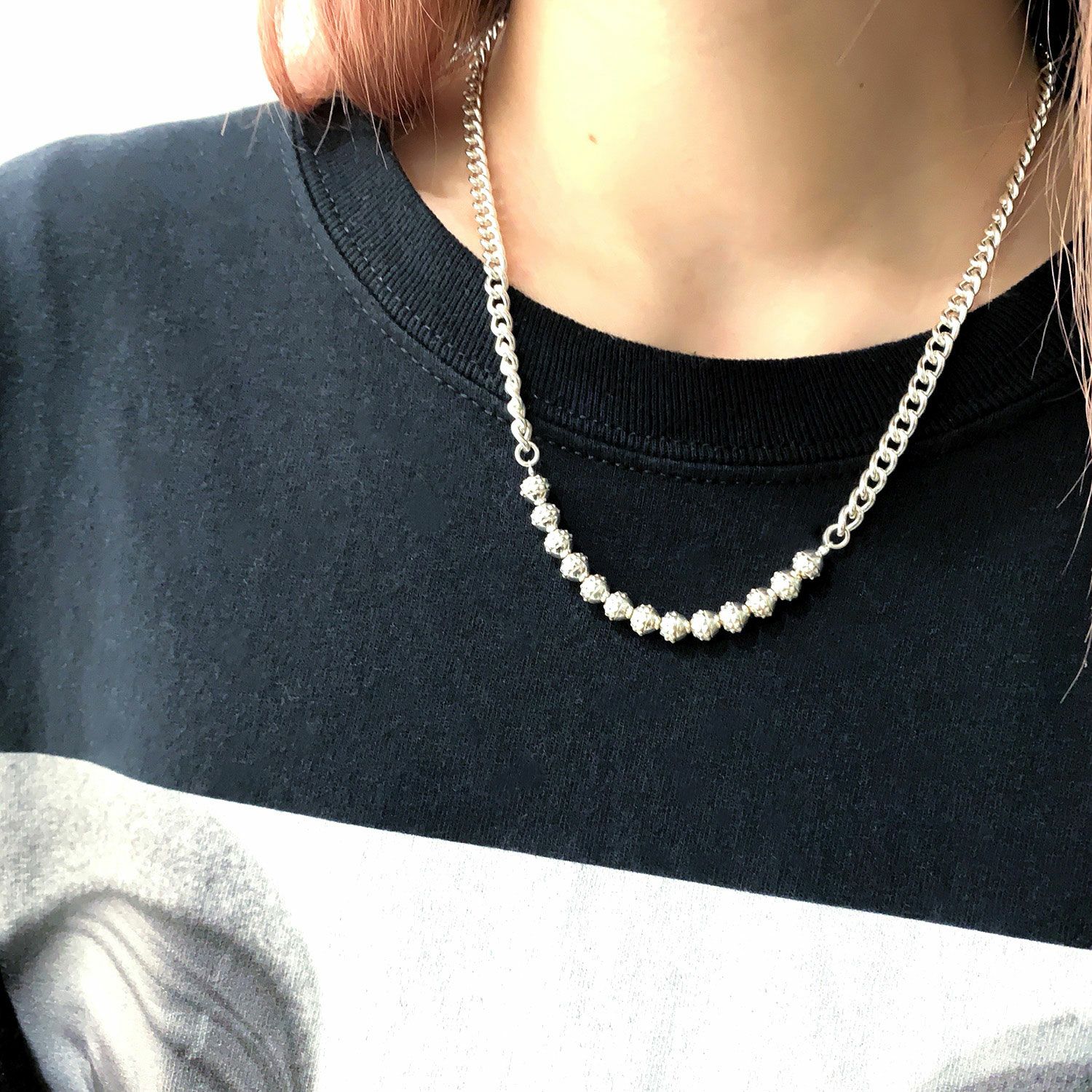 Little Studs Beads Necklace - L | GARNI ONLINE STORE 