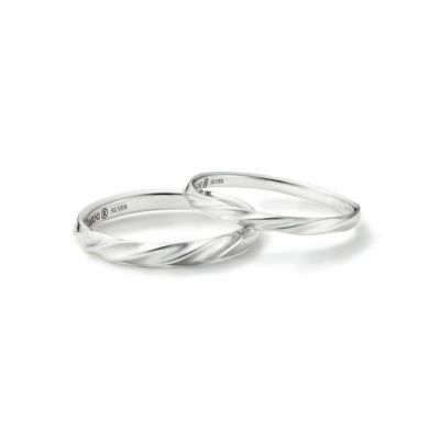 Half Twist Ring - M / S・ペアリング(内側刻印・誕生石) | GARNI ONLINE STORE