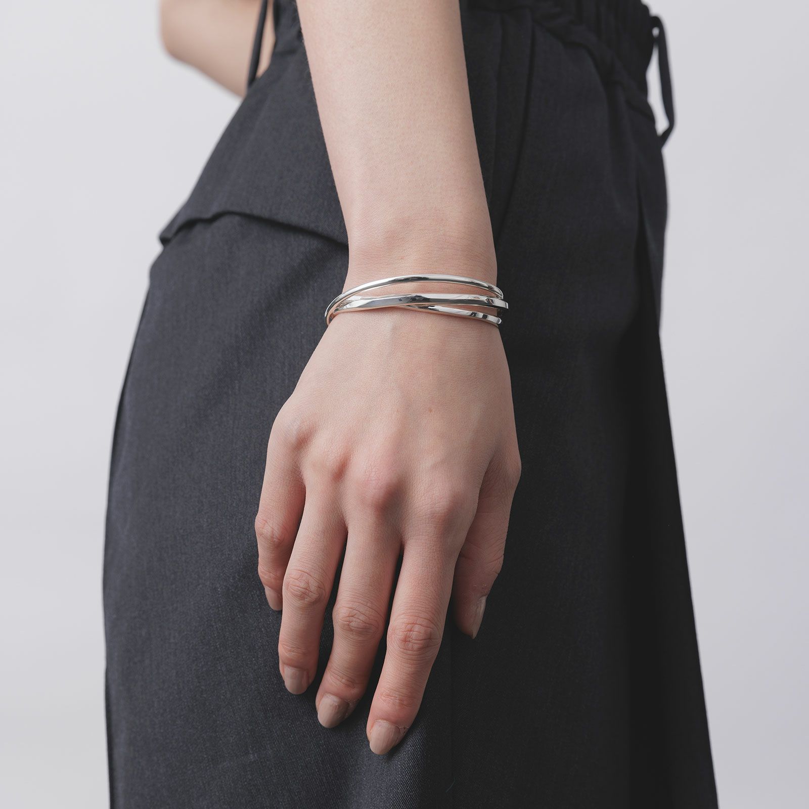 Union Triple Band Bangle | GARNI ONLINE STORE